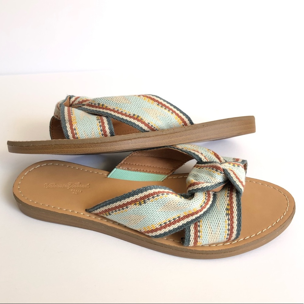 Universal Thread Multicolor Sandals, size 6.
